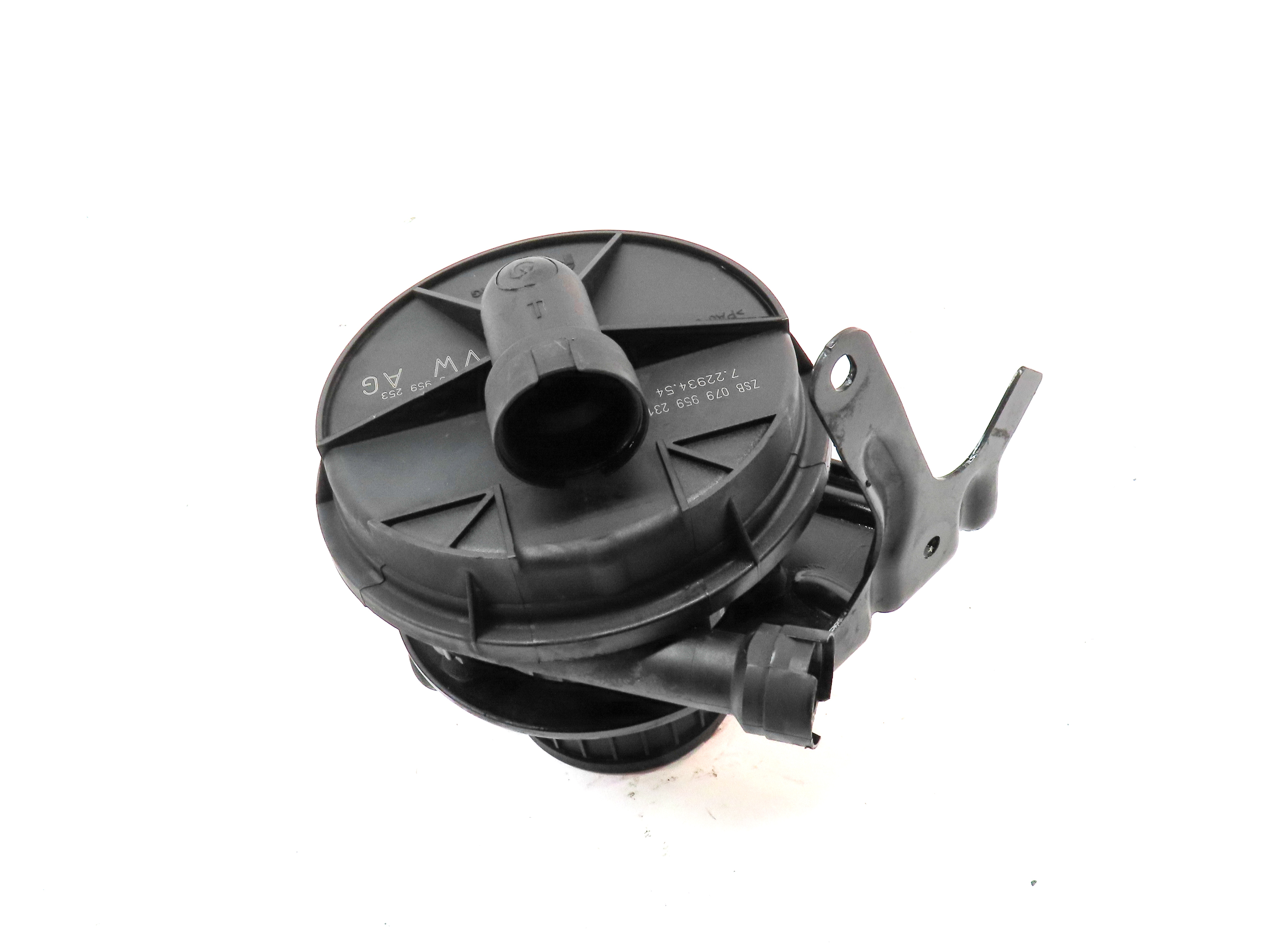 2013 AUDI A6 (C7) 3.0L SUPER (CTUA) ENGINE AIR INJECTION SMOG PUMP — exact item pictured